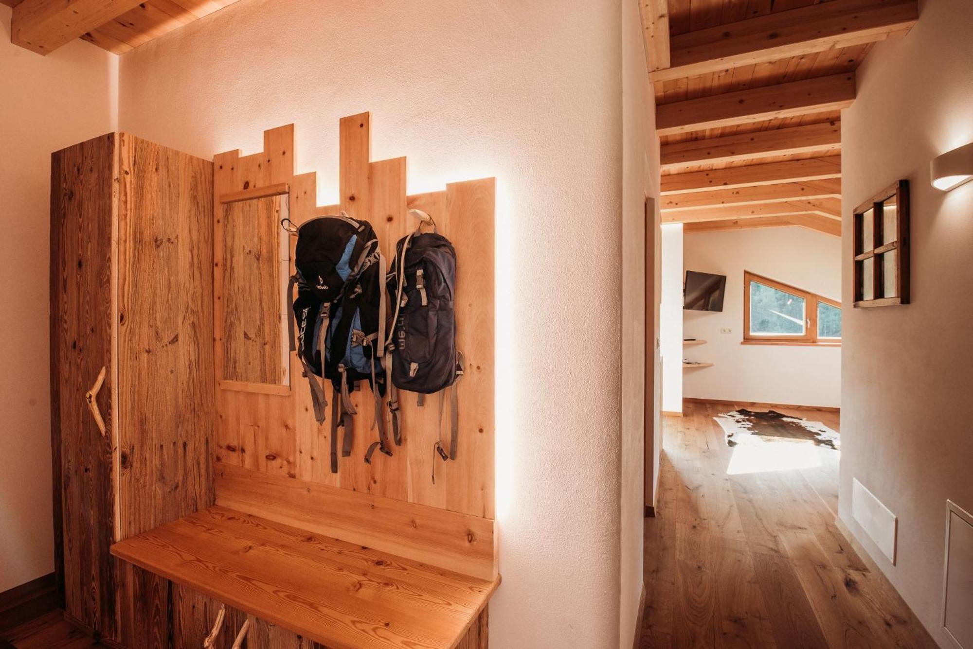 Grosskarnaiderhof Appartements-Bauernhof-Natur Pur Luson Ngoại thất bức ảnh
